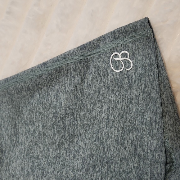 Nwot Bombshell Sportswear Curvemax Shorts Xs - Picture 4 of 7